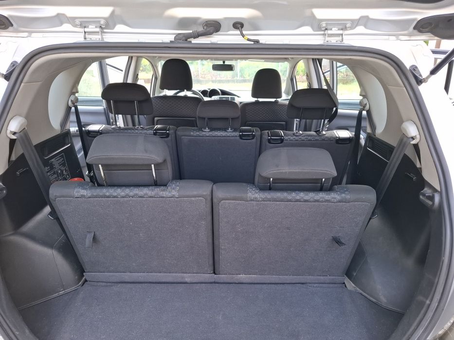 Toyota Verso 2009, E5, 2D, 7 locuri bare carlig