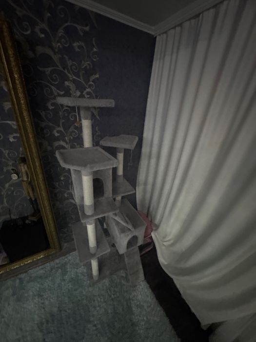 Компактный Домик для кошки три этажа