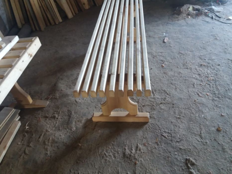 Лавки деревянные