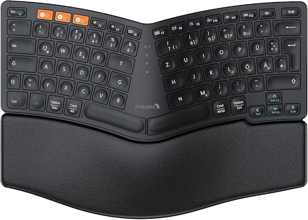 ProtoArc EK04 Mini: Безжична Ергономична Клавиатура с 2х Bluetooth и