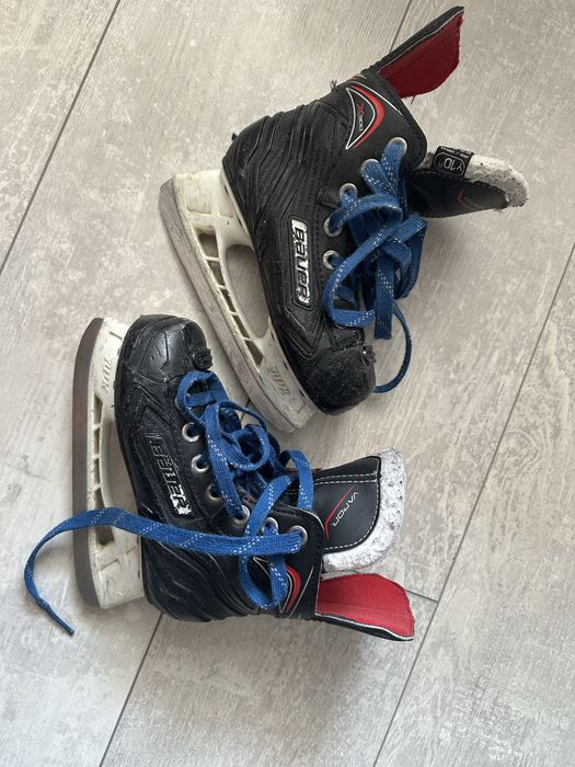 Хоккейные коньки Bauer