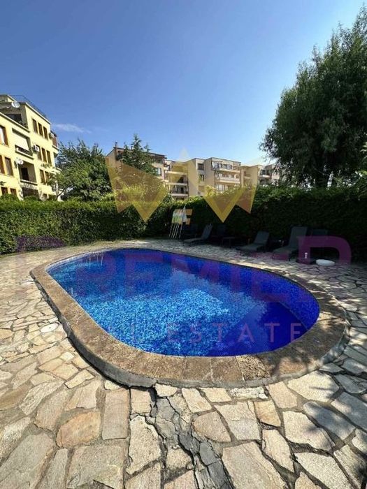 Дава се под наем Двустаен апартамент в Варна, м-т Св. Никола - 70 кв.м за 448.8 € - Снимка #8