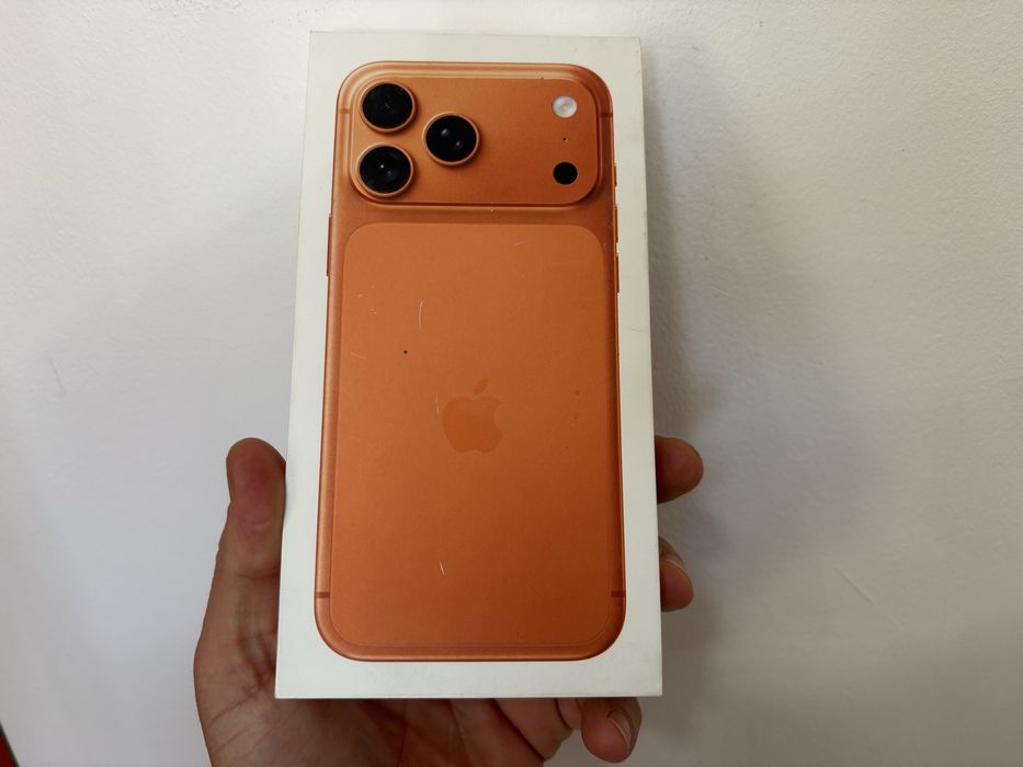 Iphone 17 Pro Max, 512 GB, Cosmic Orange, nou la cutie