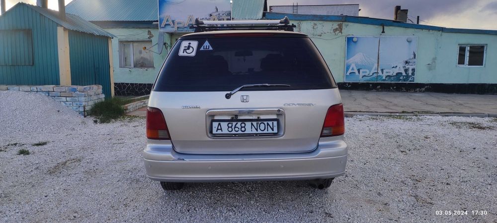 Продам Honda odyssey 1995
