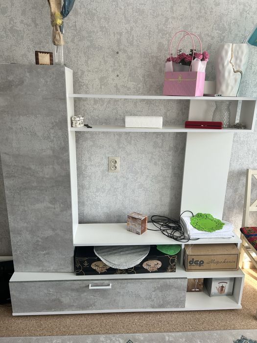 Шкаф для гостиной