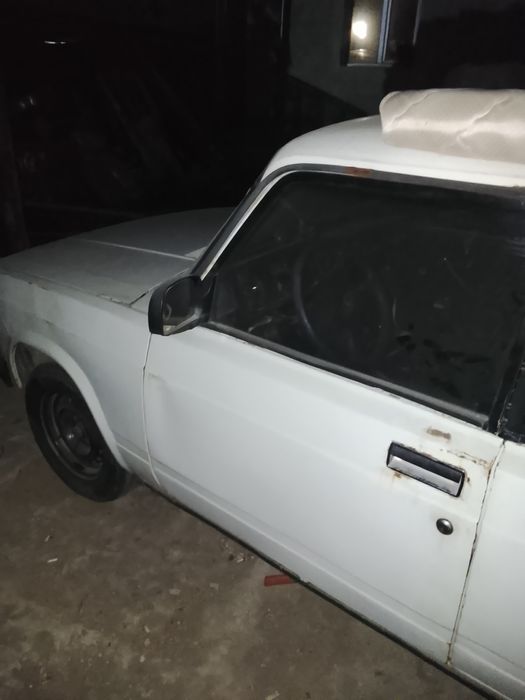 Vaz 2105 soriladi