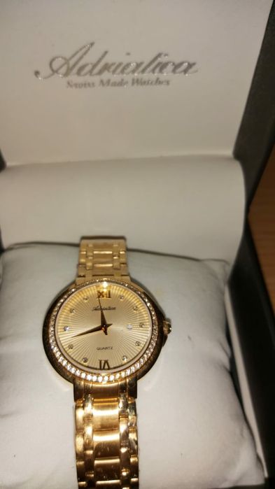 Adriatika Щвецарские часы