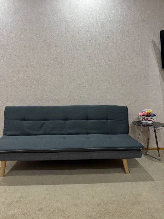 Srochna mebel sotiladi, made in china