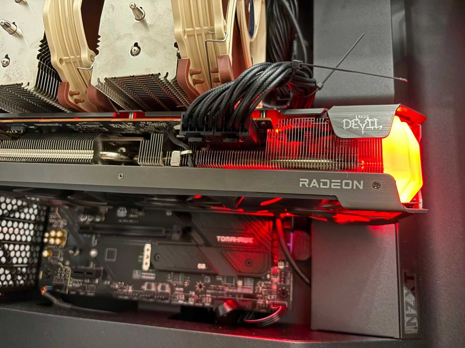 Placa video Red Devil AMD Radeon™ RX 6700 XT 12GB GDDR6