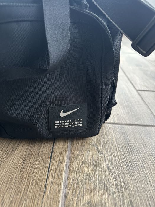 Nike Utility Power Small Duffel Bag – чисто нова