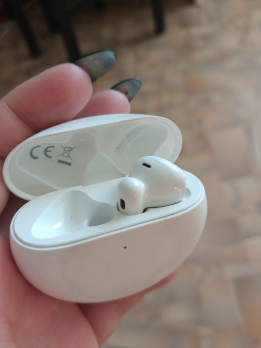 Беспроводные наушники