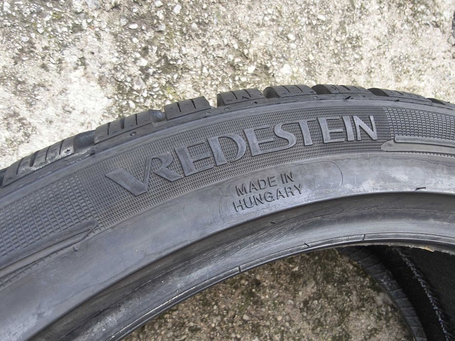 245/40/19 1бр.Vredestein Зимна гума