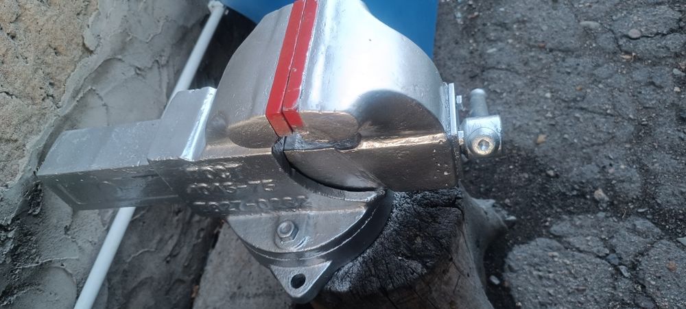 Продам _ Тиски _СССР