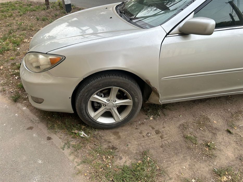 Срочно продам камри 35