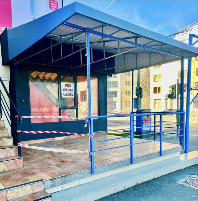Spatiu comercial ultracentral cu terasa pe bulevard Arad