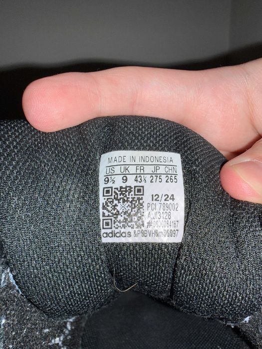 Кроссовки Adidas LWST