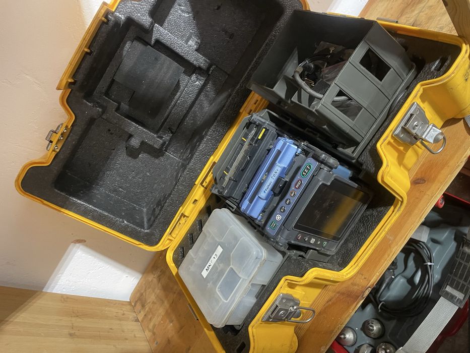 Hilti set  ATENTIE revanzatori