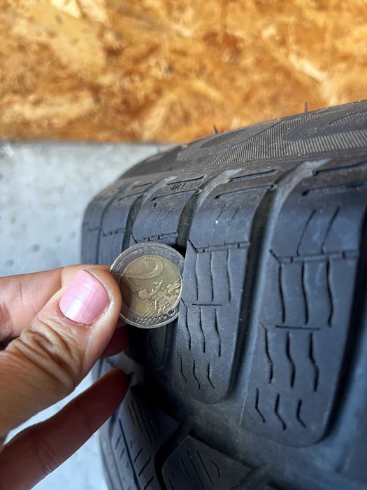4 зимни гуми Pirelli Winter Sottozero 3 – 255/45 R19 104V