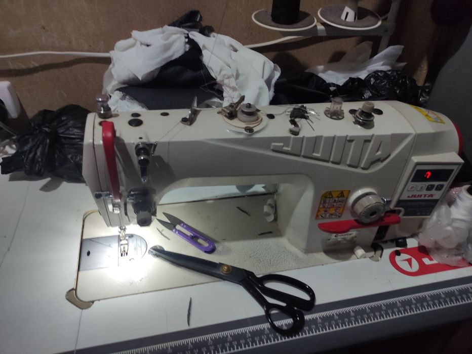 Машинка сотилади