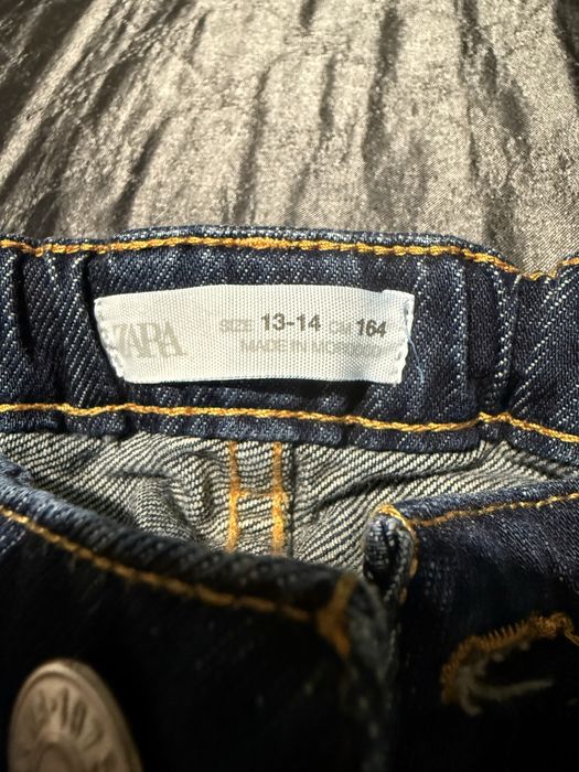 Тъмно сини дънки Зара