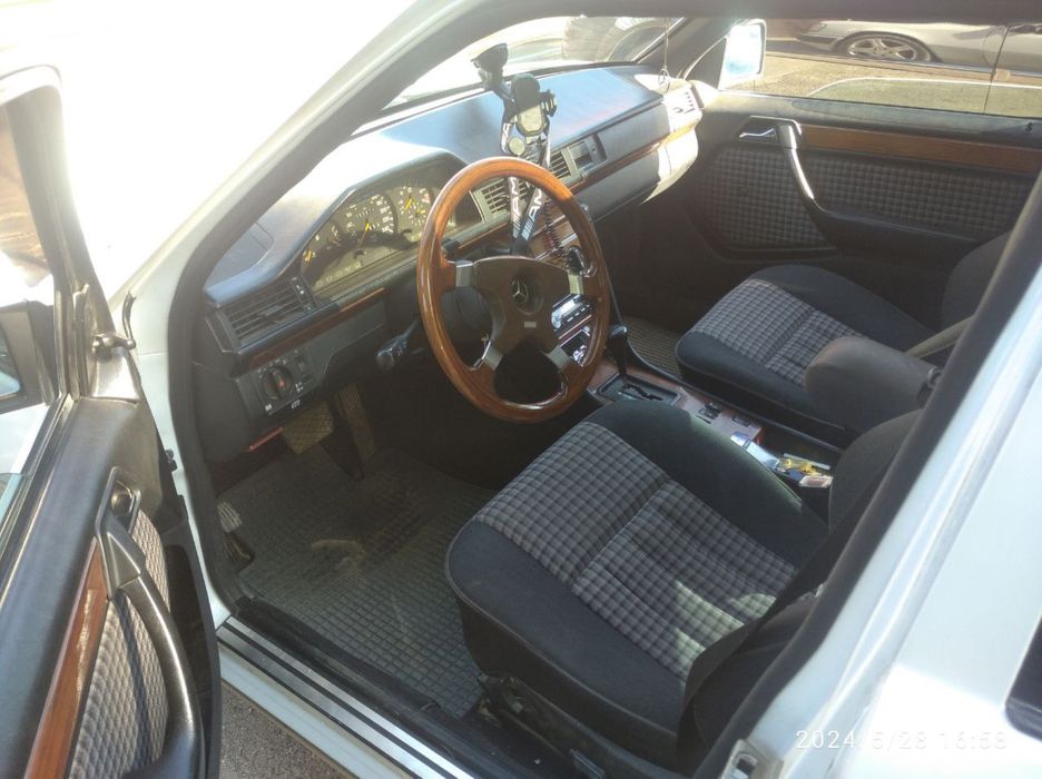 Mersedes benz w124 3.2 mator