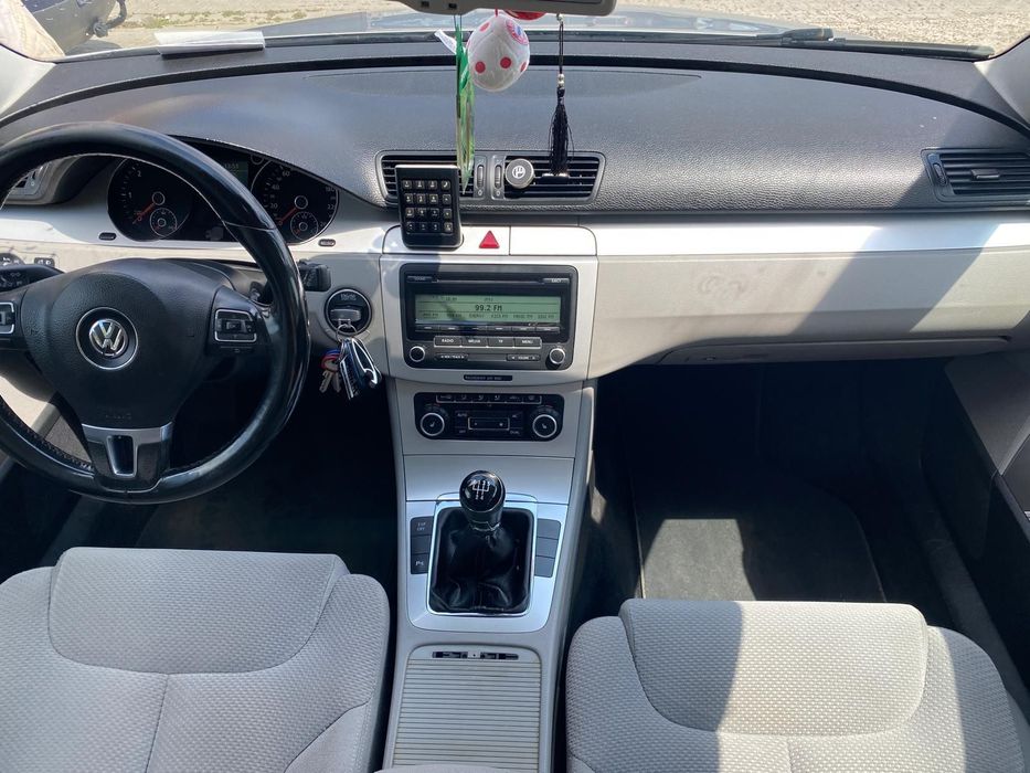 Volkswagen Passat 2010 diesel, 2.695 € — imagine 4