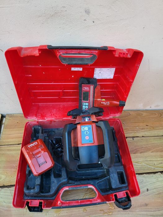 Nivela laser Hilti PR 30 - HVS panta dubla