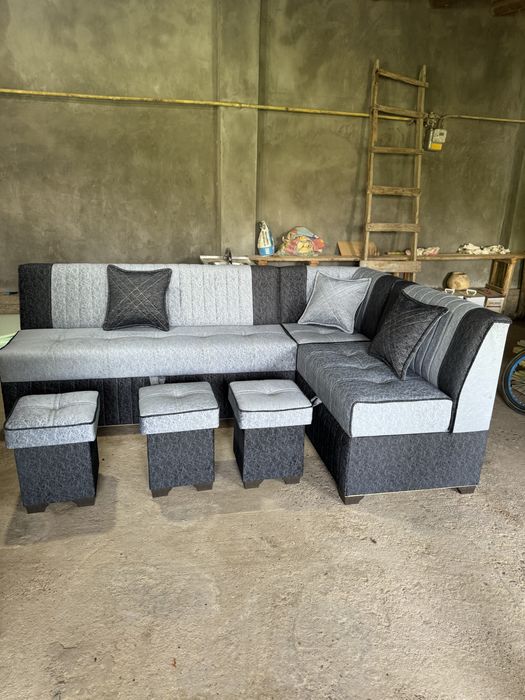 Кухонный уголок столи билан цех нархида ишлаб чиқарувчини ўзидан