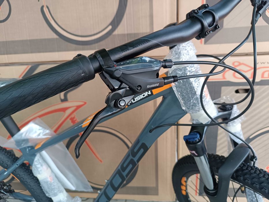 НОВ Планински велосипед 29" Cross Fusion