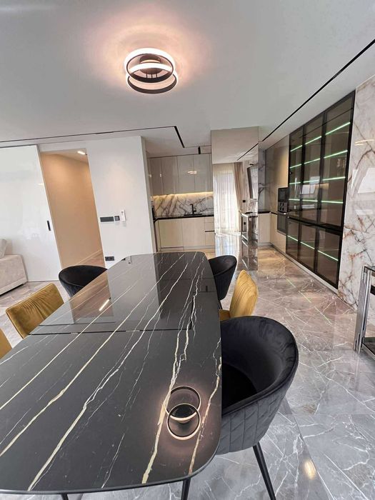 Дава се под наем Четиристаен апартамент в София, Белите брези - 203 кв.м за 2600 € - Снимка #2