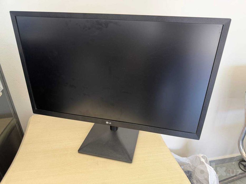 LG 24Dyum Monitor