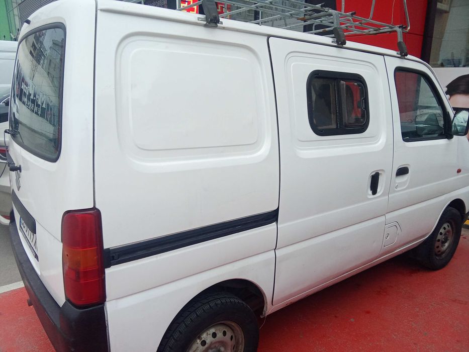 Suzuki Carry 2004