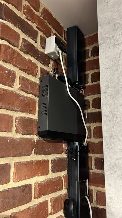 Vand sistem camere supraveghere HikVision + mocrofon
