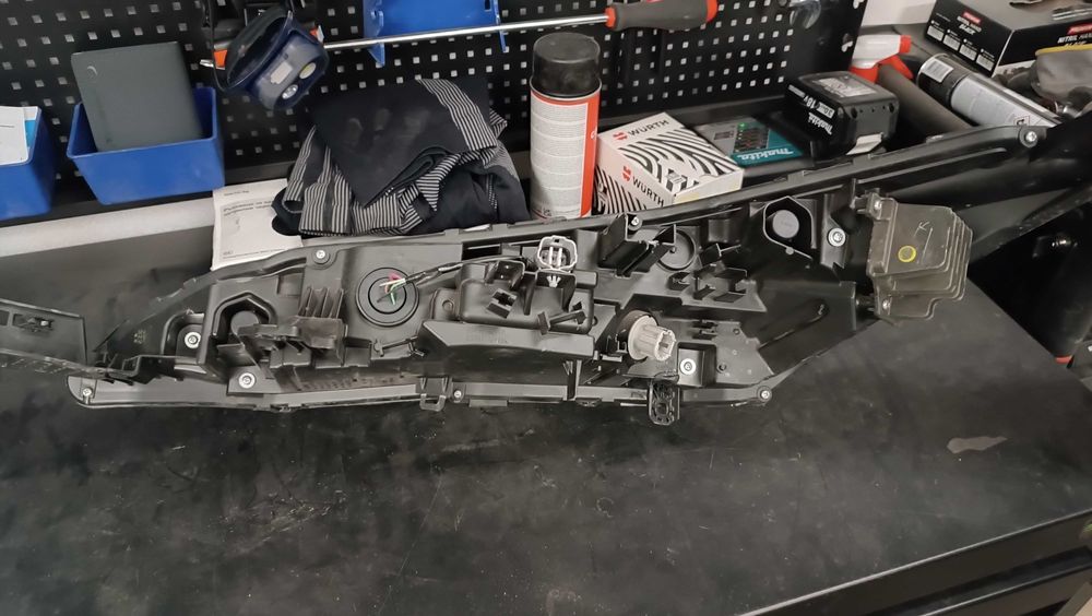 Дясна горна светлина / Фар за Nissan X-Trail