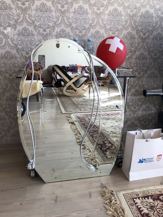 Зеркало овальное недорого