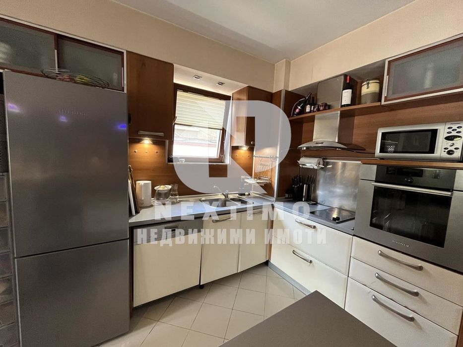 Продава се Тристаен апартамент в Пловдив, Център - 148 кв.м за 2230 €/кв.м - Снимка #5