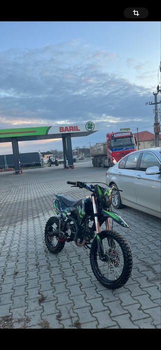 Vând cross 140 (4 timpi)