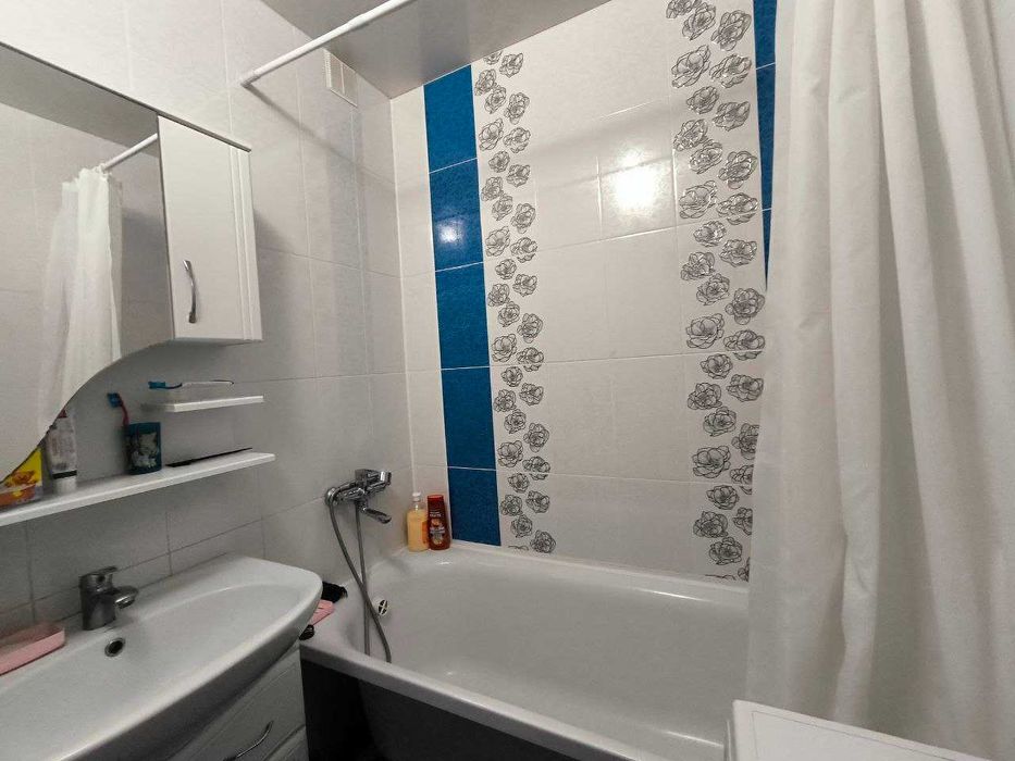 Продам 3 комн. кв. Стадион