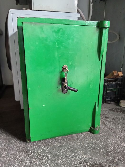 Огнеупорна каса от соца