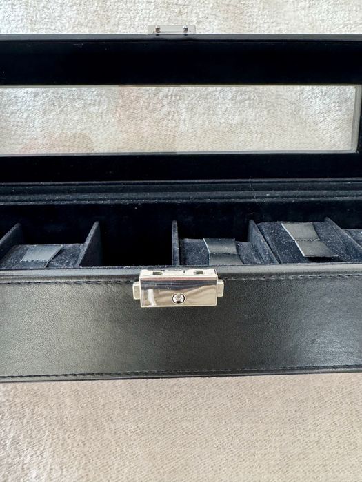 Кутия за 6бр. часовници