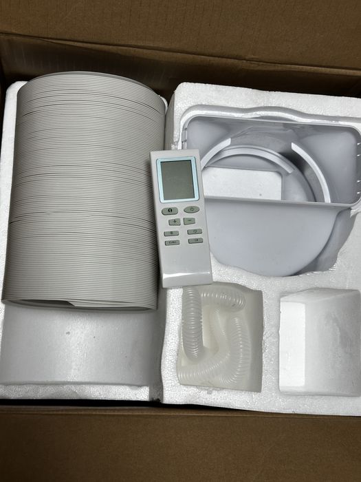 Aparat Aer Conditionat Portabil 9000 BTU – Racire, Ventilator, Dezumidificare si Mod Somn, Clasa A
