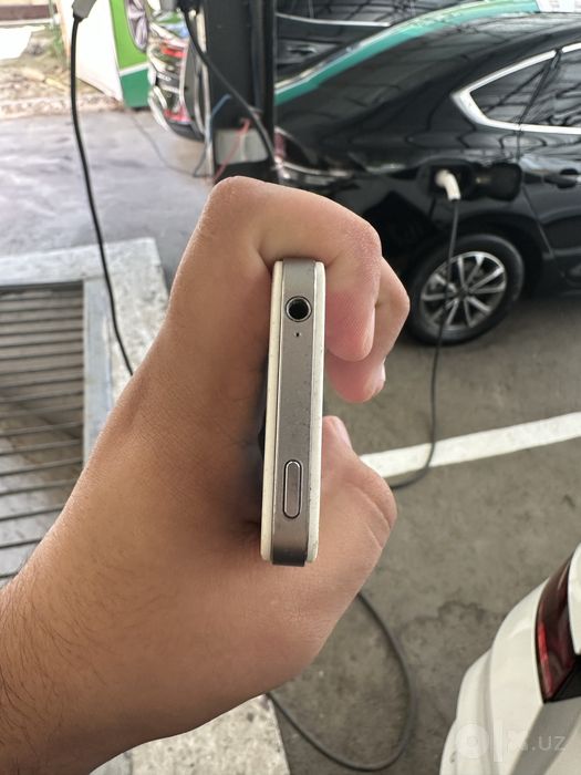 Сотилади Продается Айфон 4s 16gb Iphone 4s 16gb