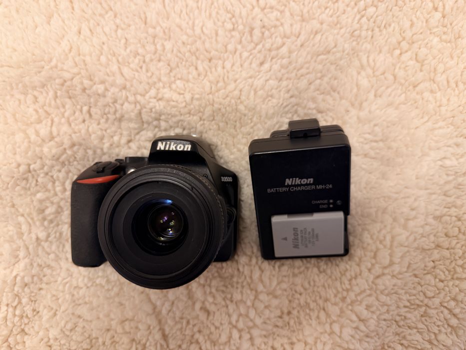 Nikon d3500 full box + 2 obiective