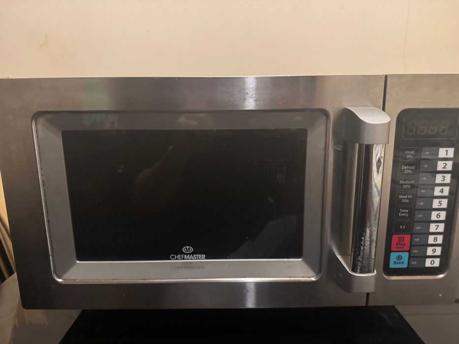 Професионална микровълнова Chefmaster – 1000W, неръждаема стомана