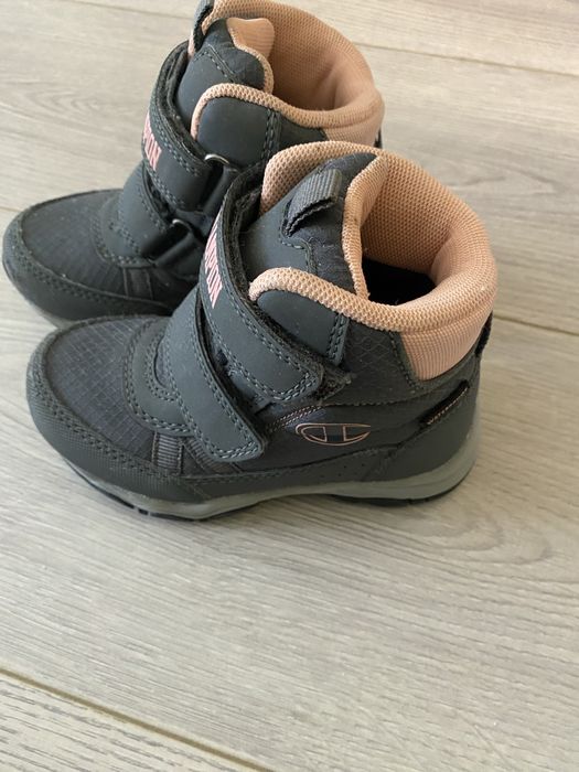 Детски обувки за момиче 22-27