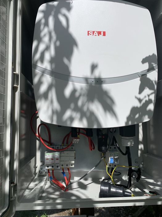 Мрежов 8KW монофазен инвертор R5-8K-S2-15 на 5месеца работа в гаранция