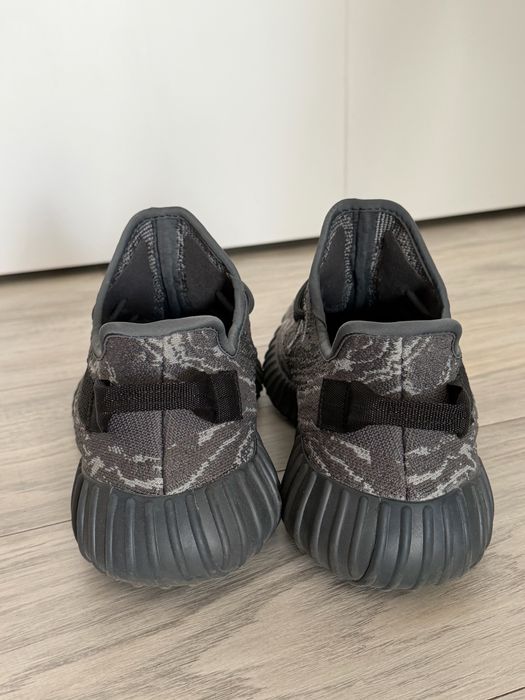 Yeezy Boost 350 Dark Salt