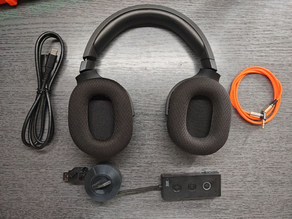 Casti Gaming Razer Barracuda X 2022 Wireless, cu THX audio controller