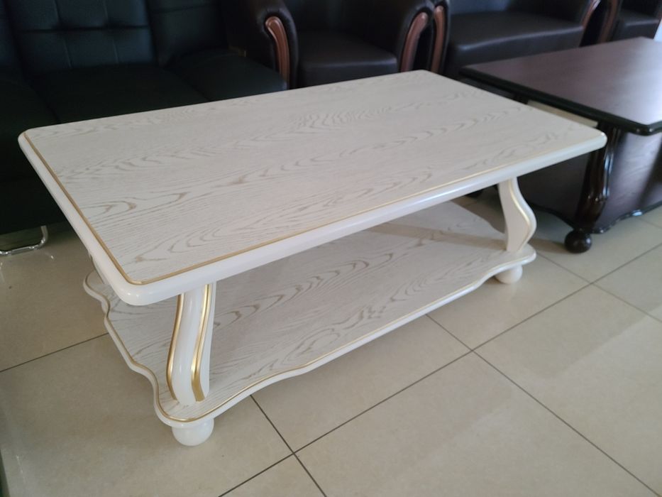 Jurnalni stol 137×75 bòyi 55  MDF YOĜOCH aralashgan sifatli