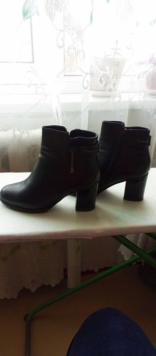 Ботинки утепленные